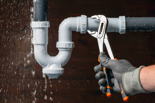 Professional Drain Cleaning technician working in Columbia, CA